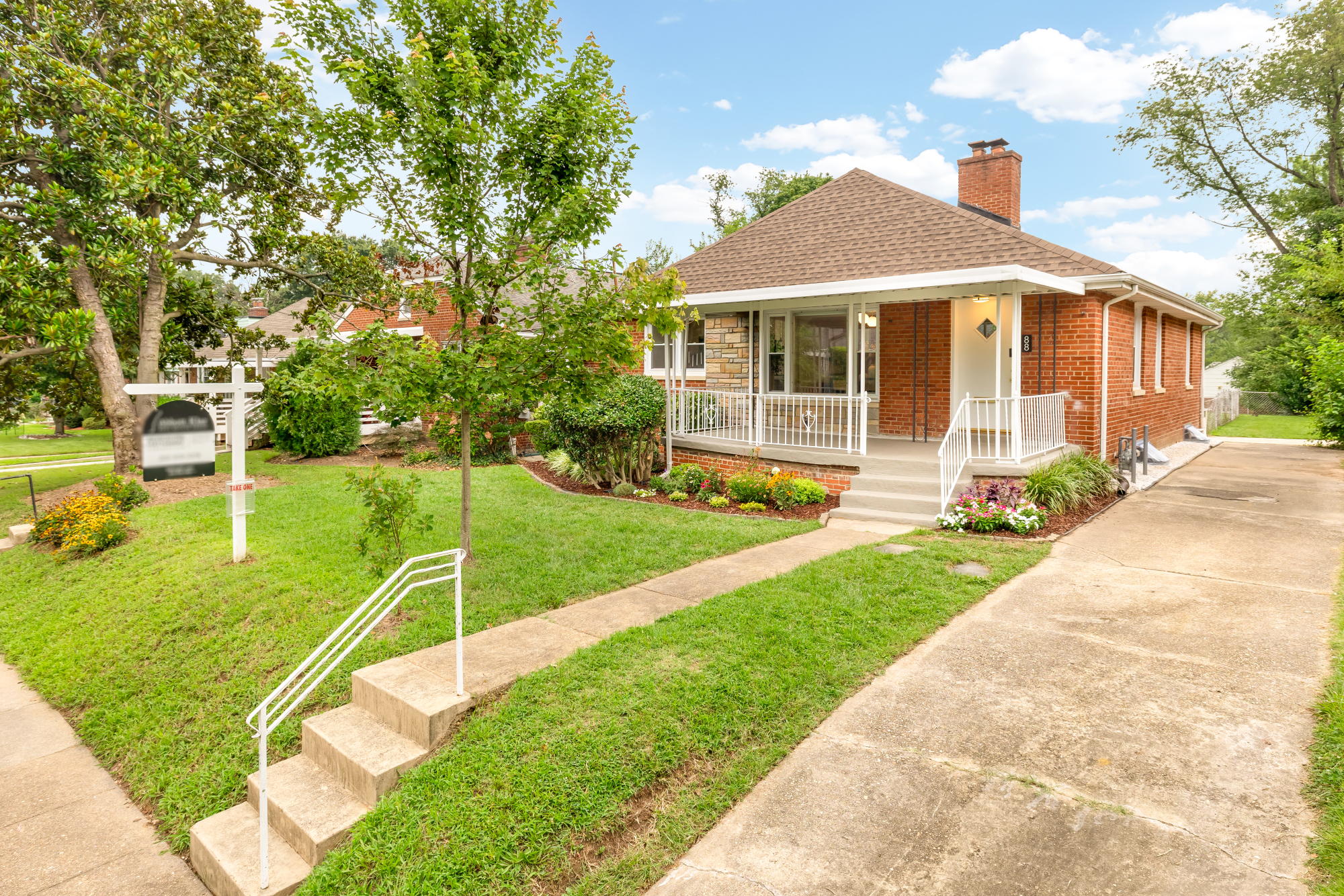 88 Sheridan Street NE_Exterior 2
